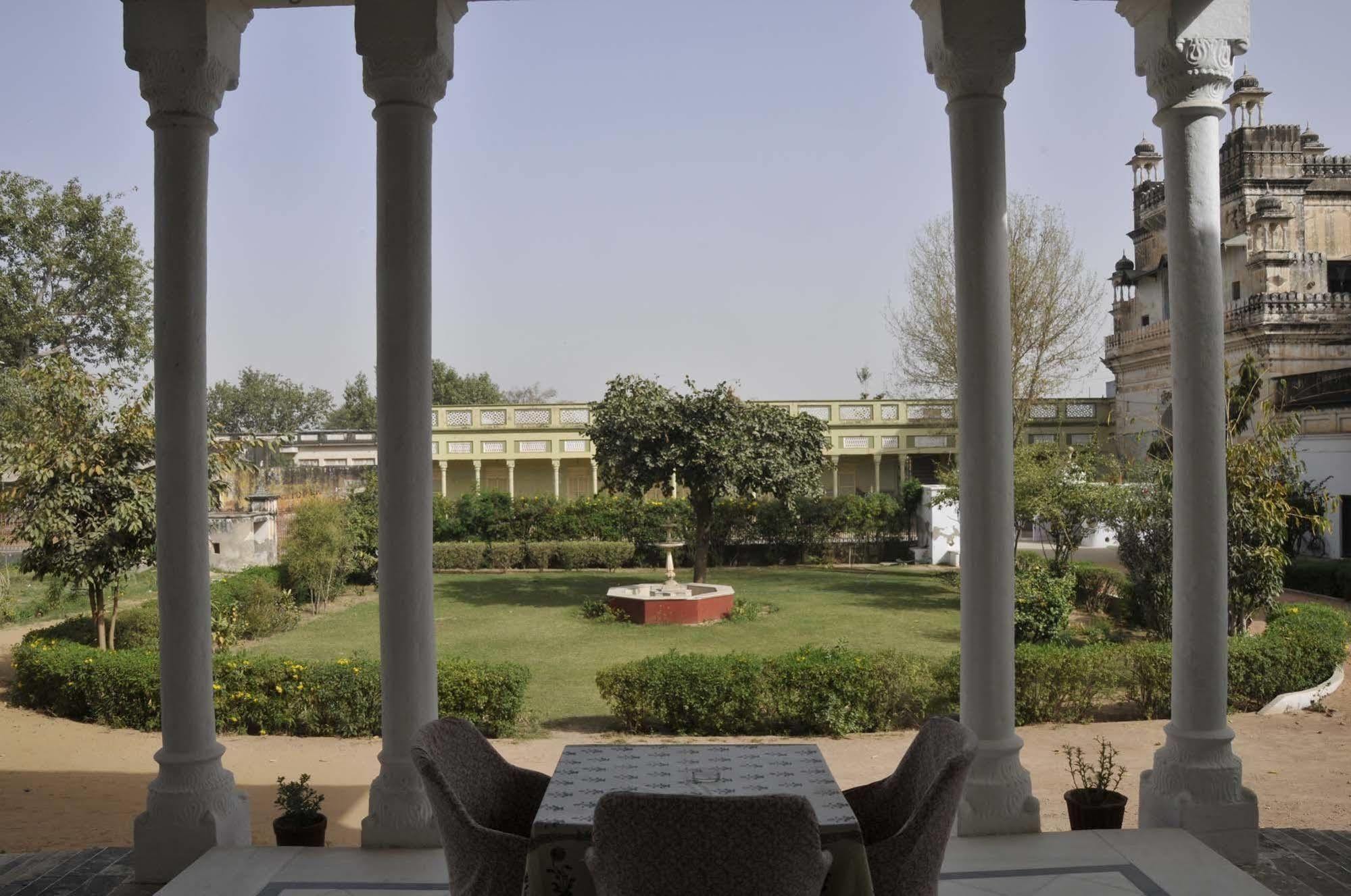 Neemrana'S - Piramal Haveli Hotel Bagar Exterior photo